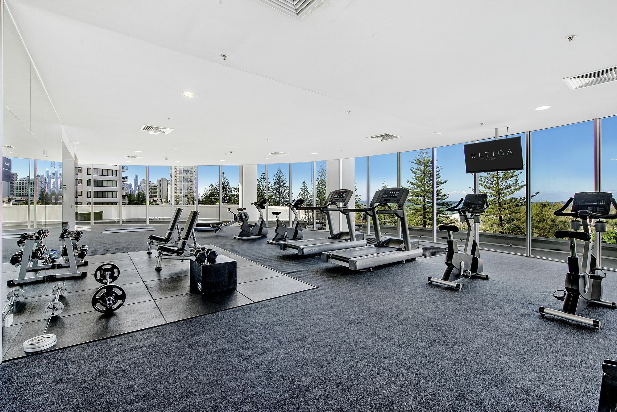 Ultiqa Air On Broadbeach 4* Gold Coast